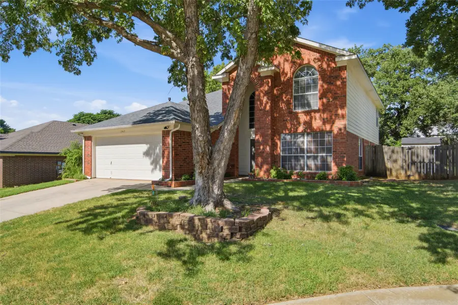747 Cedar Leaf Circle, Lake Dallas, TX 75065 - #2