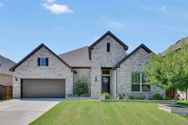 1709 Hamlet Drive, Fort Worth, TX 76052