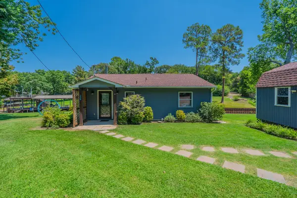 114 Baywood Boulevard, Mabank, TX 75156