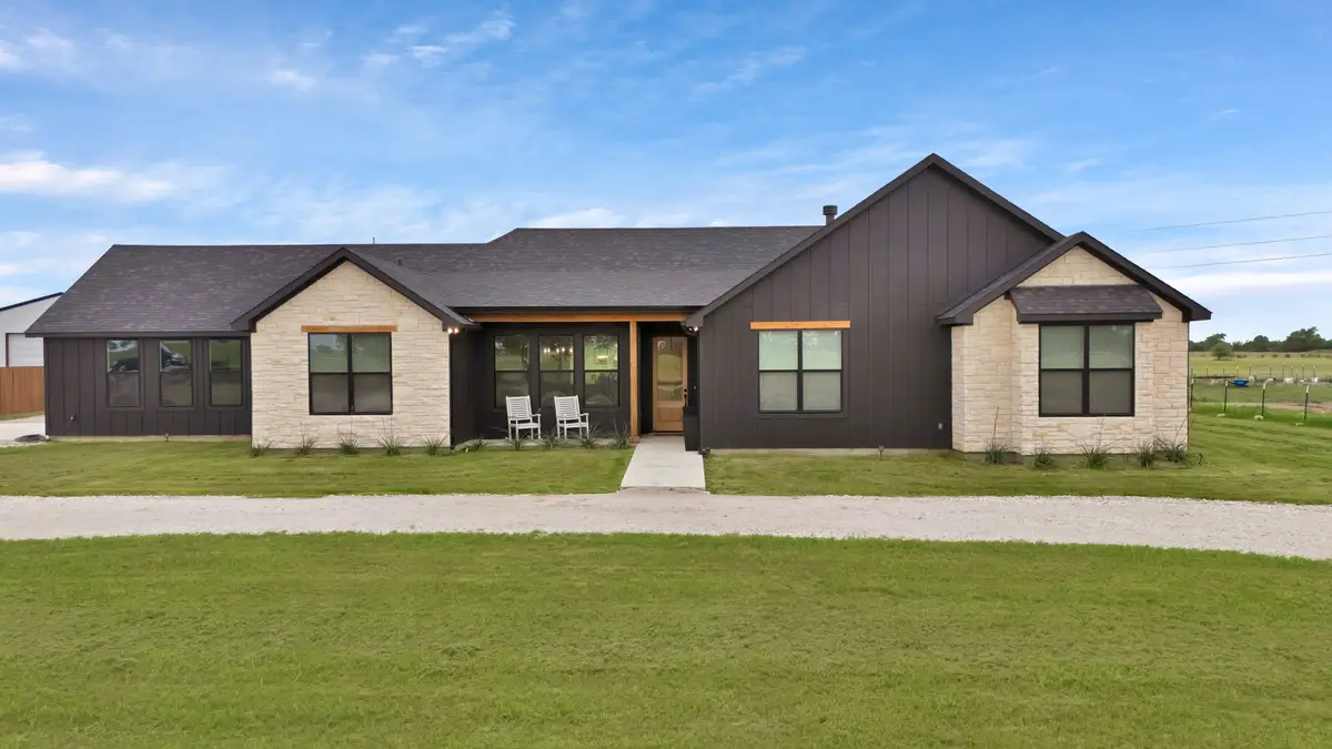 664 County Road 379, Decatur, TX 76234 - #1