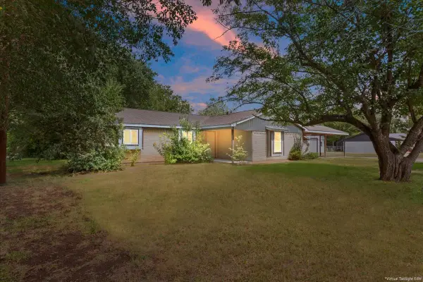 901 S Old Temple Road, Lorena, TX 76655