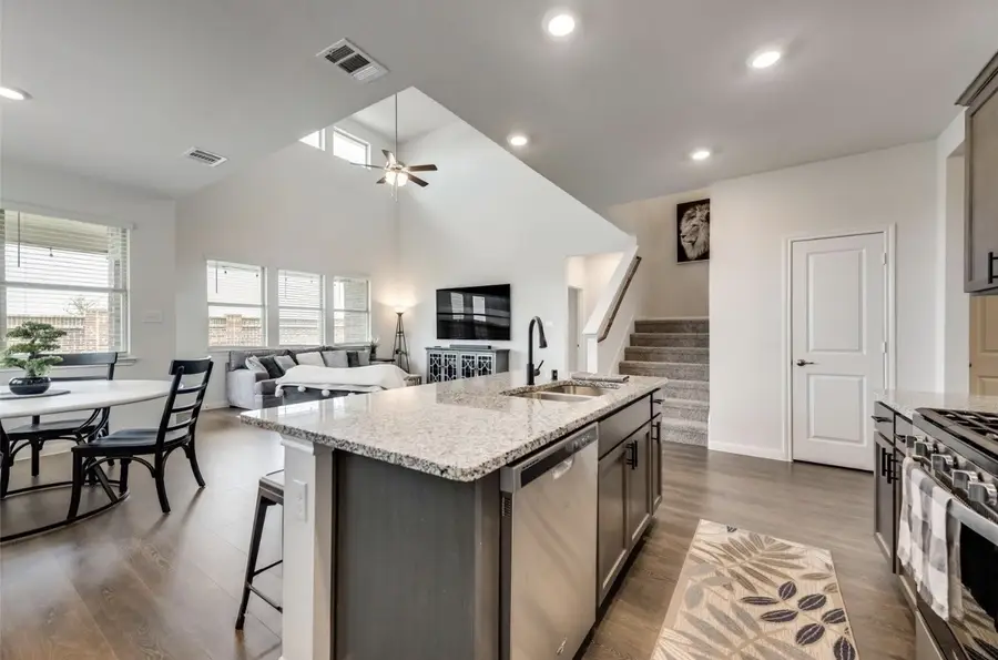 902 Western Way, Princeton, TX 75407 - #2