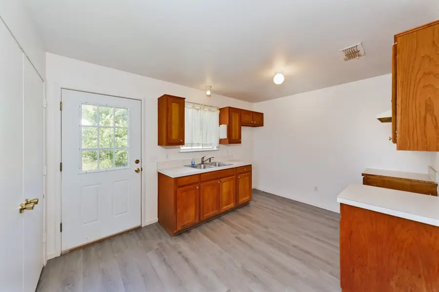 304 Missouri Street, Bowie, TX 76230 - #3