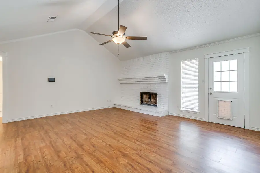 111 Bentley Drive, Joshua, TX 76058 - #2