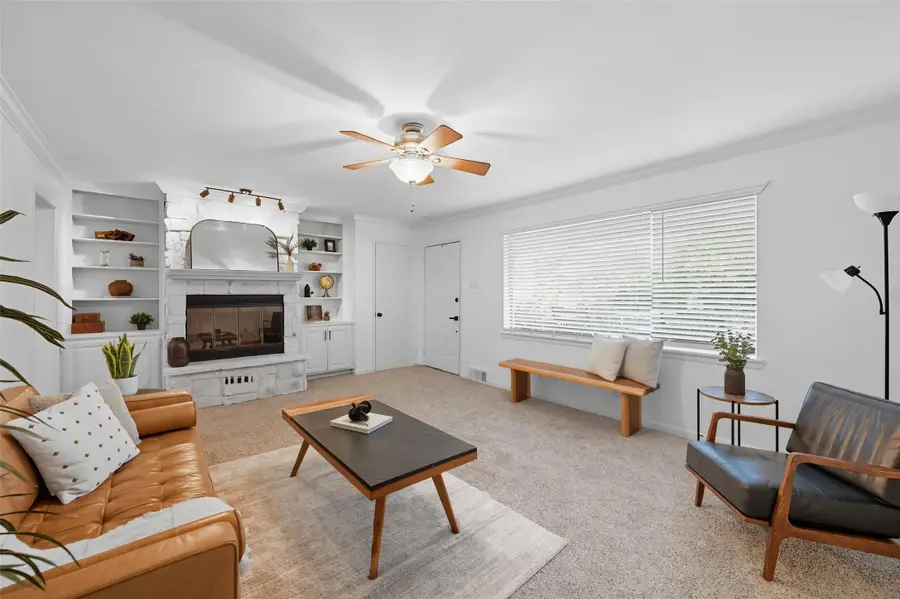 1310 W Cedar Street, Arlington, TX 76012 - #2