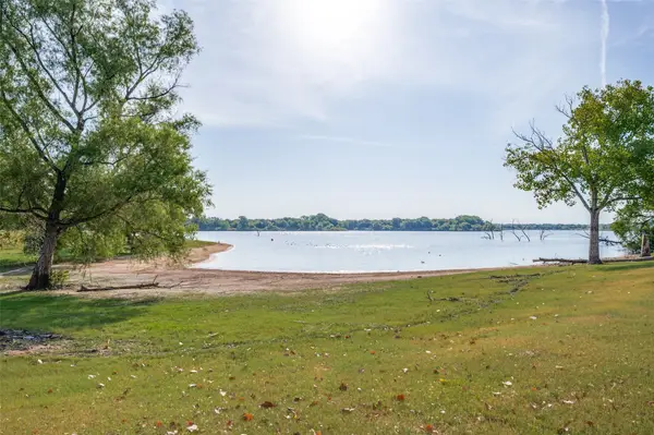 408 Hardwicke Lane, Little Elm, TX 75068