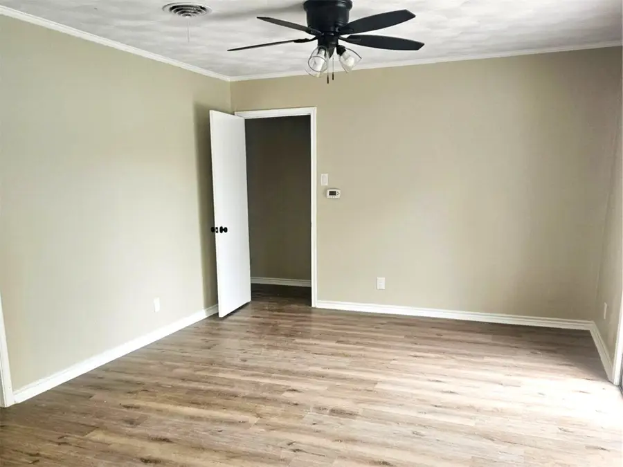 5907 Shady Crest Trail, Dallas, TX 75241 - #3