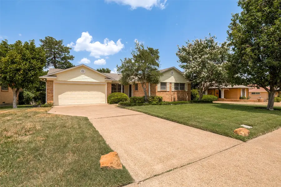 827 Oak Forest Drive, Dallas, TX 75232 - #2
