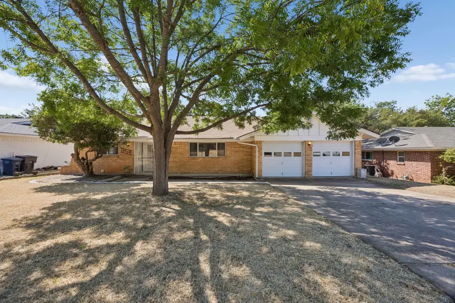 7154 Yolanda Drive, Fort Worth, TX 76112 - #2