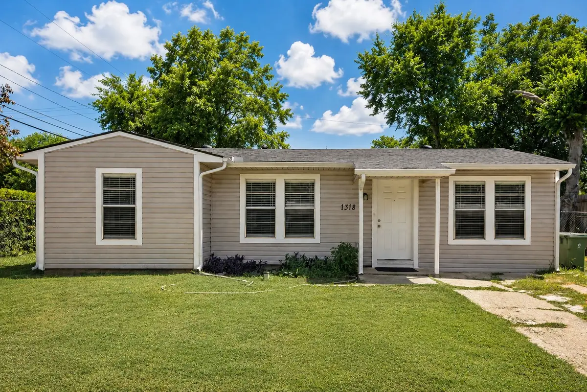 1318 Raines Street, Arlington, TX 76010 - #1