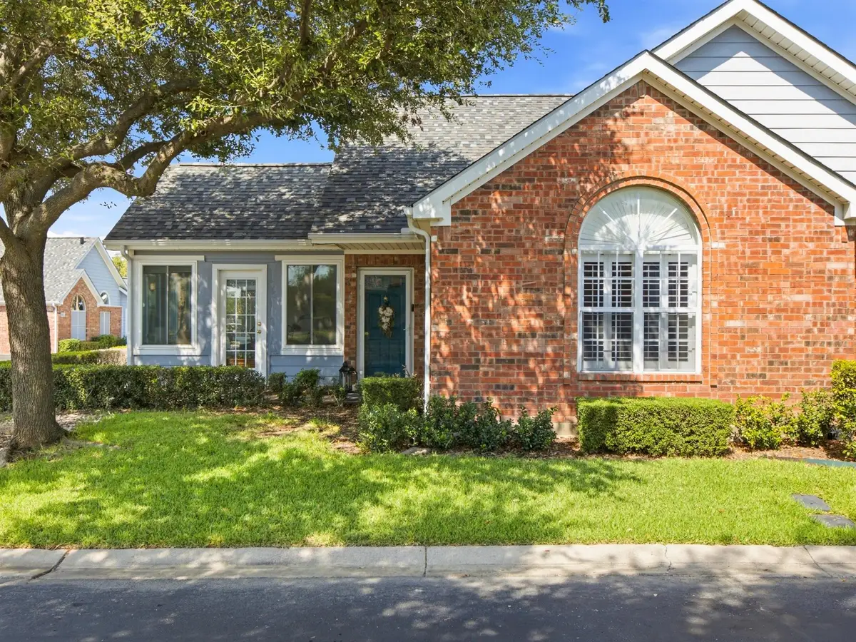2305 Jennifer Lane, Bedford, TX 76021 - #1