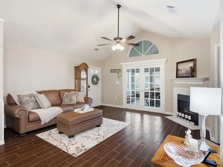 2305 Jennifer Lane, Bedford, TX 76021 - #3
