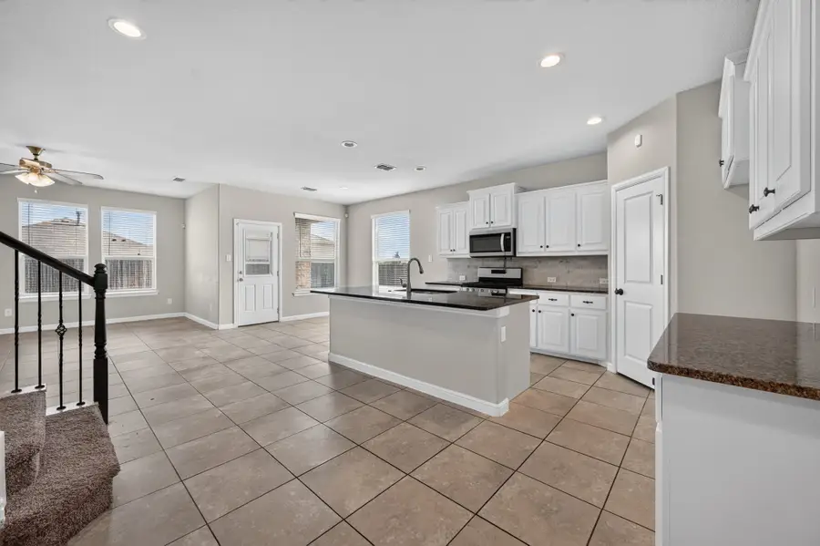 576 Pendennis Drive, Saginaw, TX 76131 - #2