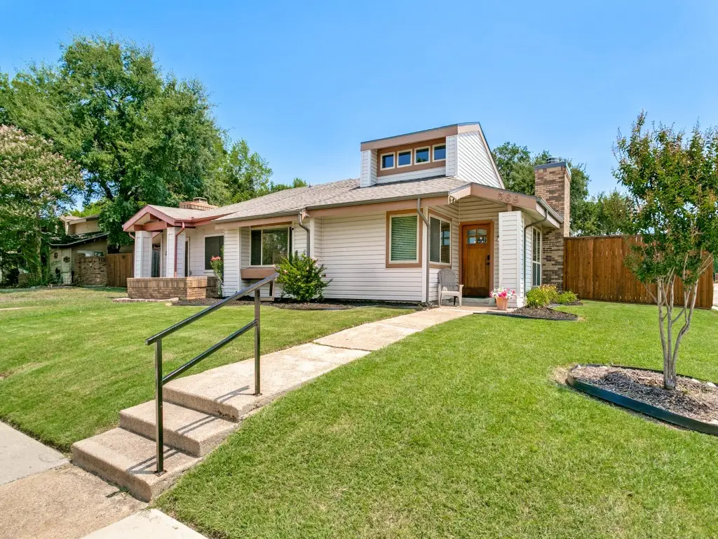 569 Hunters Glen Street, Lewisville, TX 75067 - #1