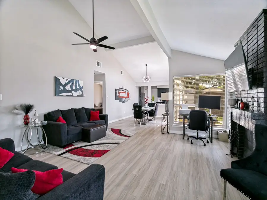 569 Hunters Glen Street, Lewisville, TX 75067 - #3