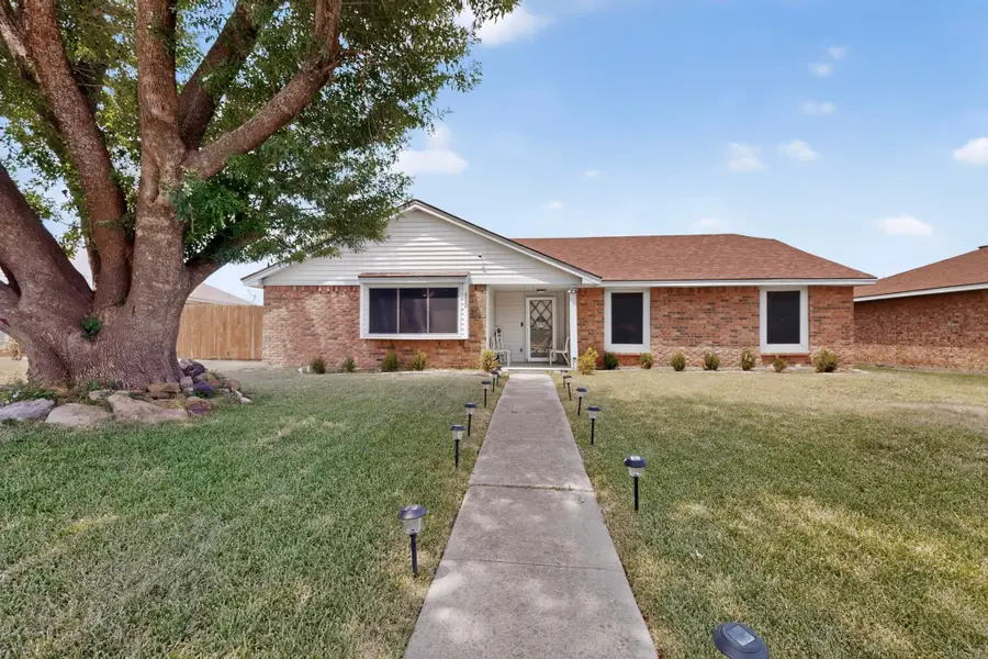 3932 Farrington Street, Mesquite, TX 75150 - #2