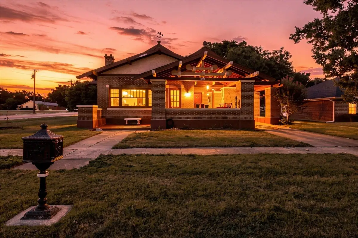 701 Pecan Street, Honey Grove, TX 75446 - #1