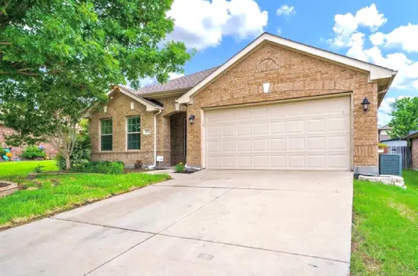 227 Creekwood Drive, Princeton, TX 75407