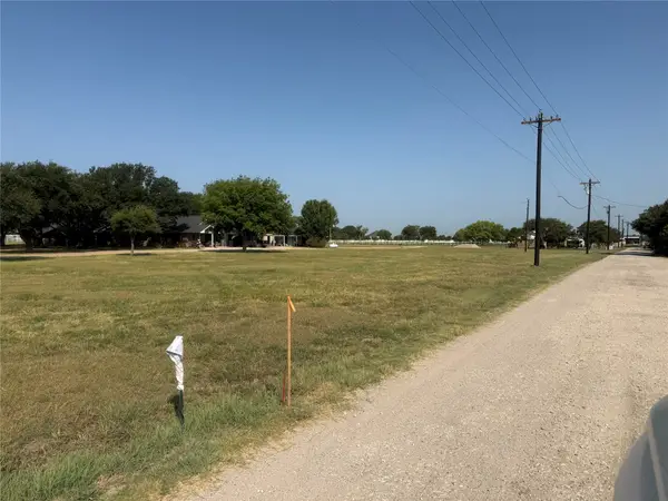 1107 Hunter Lane, Crandall, TX 75114