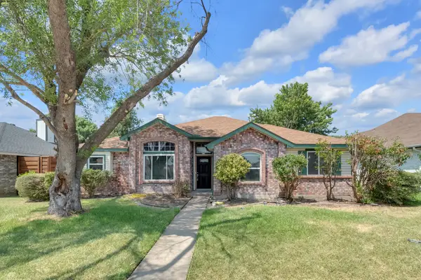 4112 Durbin Drive, The Colony, TX 75056