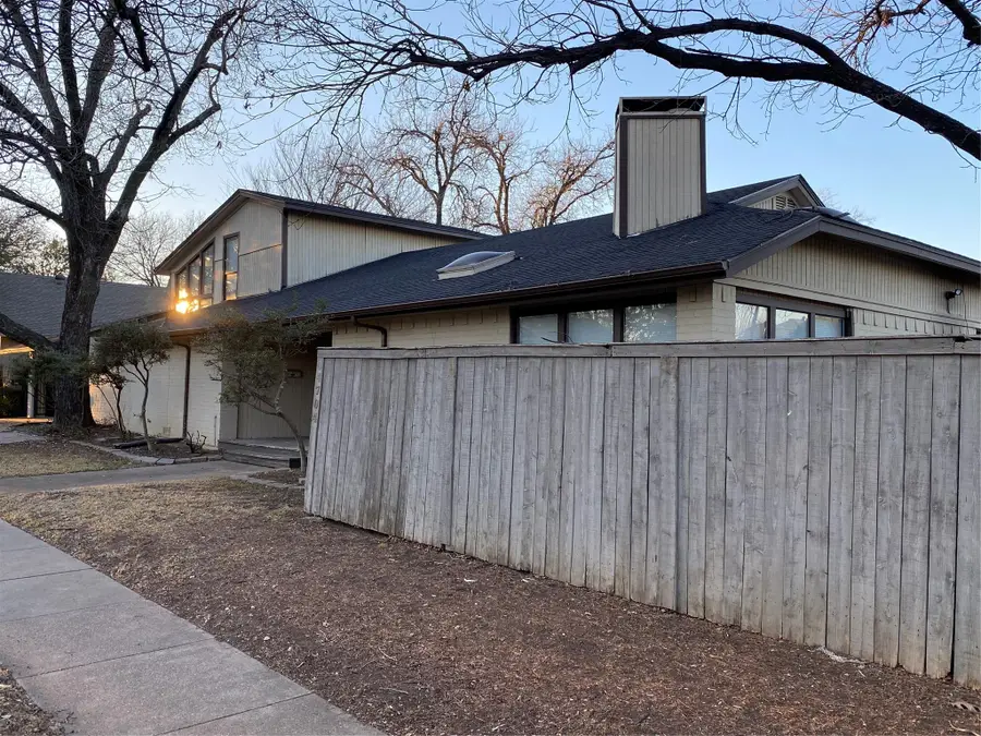 4704 Pershing Avenue, Fort Worth, TX 76107 - #2