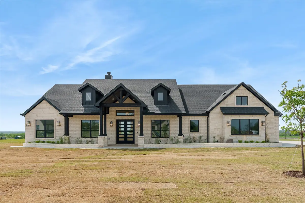 5306 Calle Drive, Sherman, TX 75092 - #1