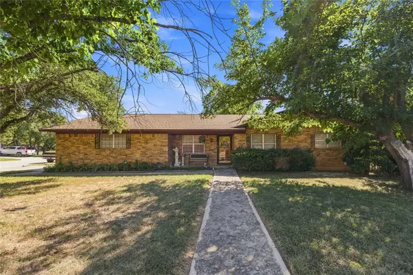 4309 9th Street, Brownwood, TX 76801