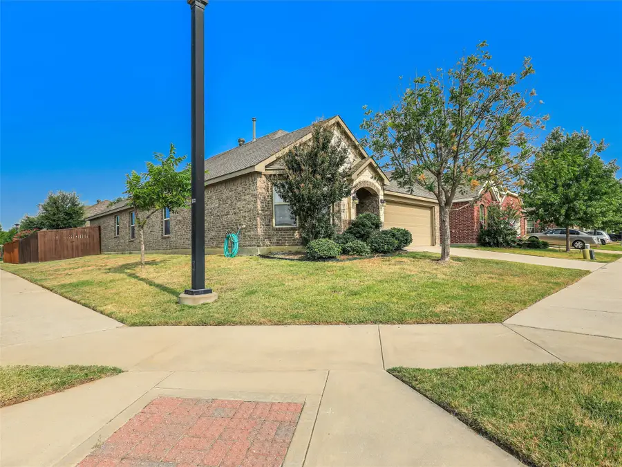 1916 Gayla Creek Drive, Little Elm, TX 75068 - #2