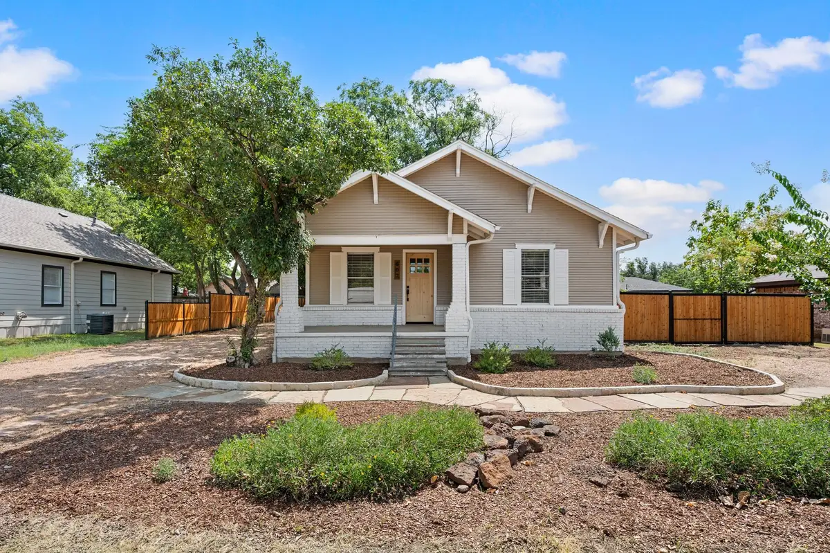 607 N Church Street, Pilot Point, TX 76258 - #1