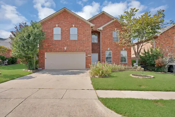 4833 Bridle Path Way, Fort Worth, TX 76244
