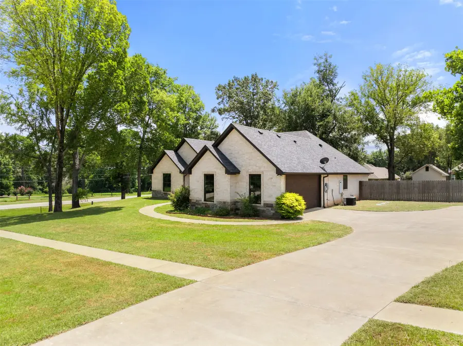 12109 Oak Grove Drive, Tyler, TX 75706 - #2