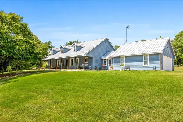 1088 Bub Hill Road, Whitewright, TX 75491