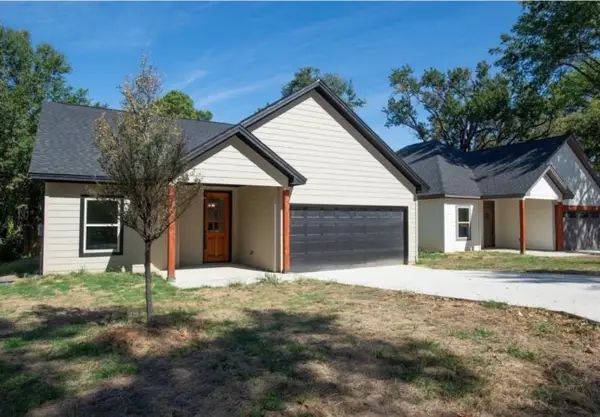 212 Holiday Drive, Gun Barrel City, TX 75156