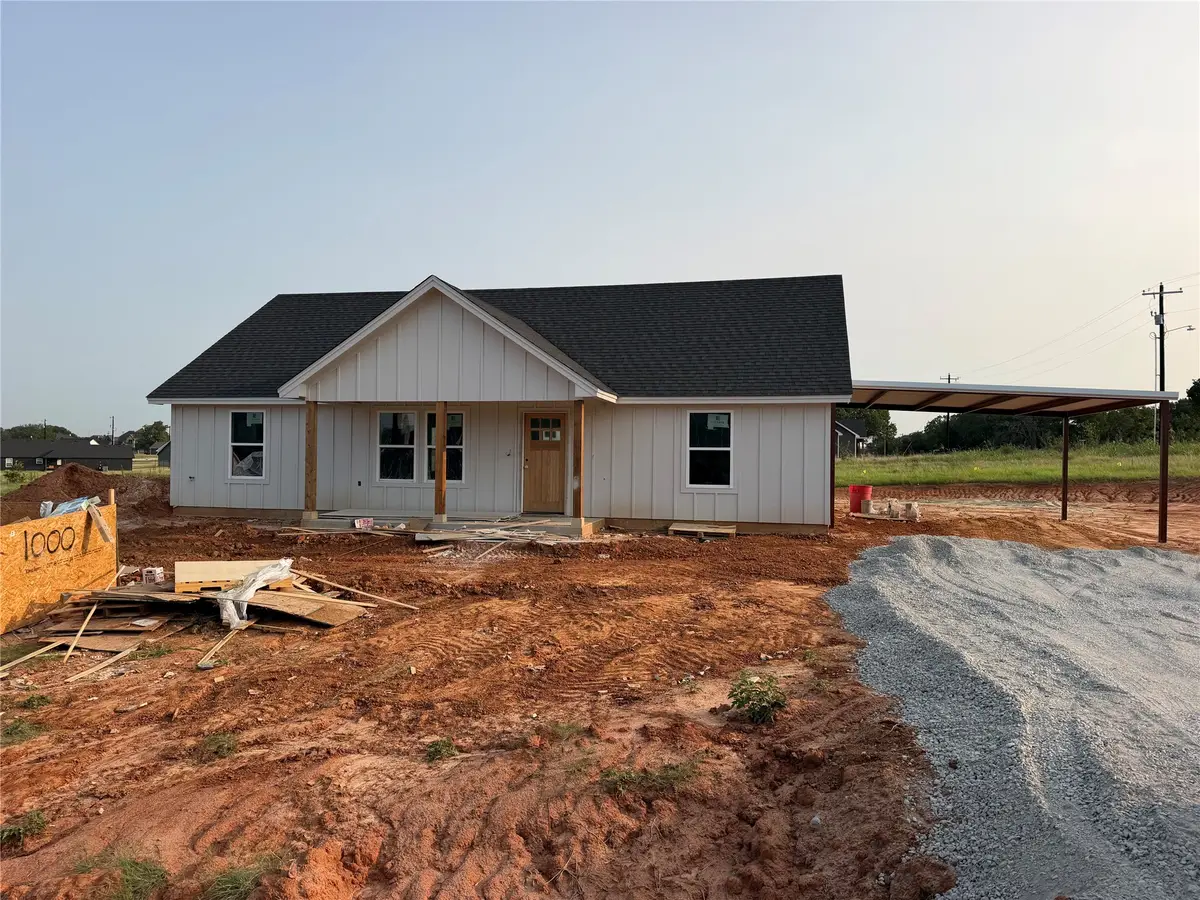 1000 Virgil Court, Springtown, TX 76082 - #1