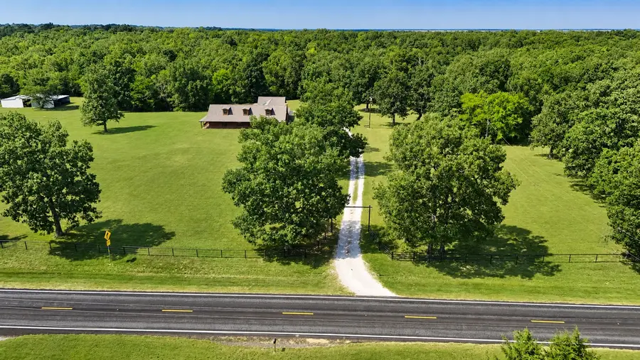 6260 Farm Road 197, Arthur City, TX 75411 - #2