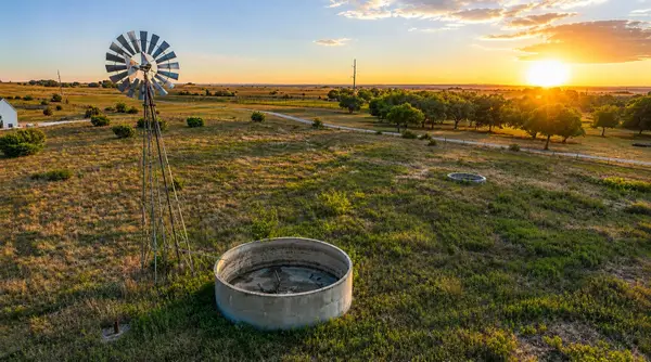 2081 Eagles Ridge Drive, Weatherford, TX 76087