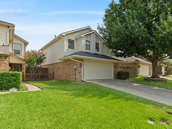 2107 Rose Cliff Lane, Carrollton, TX 75007