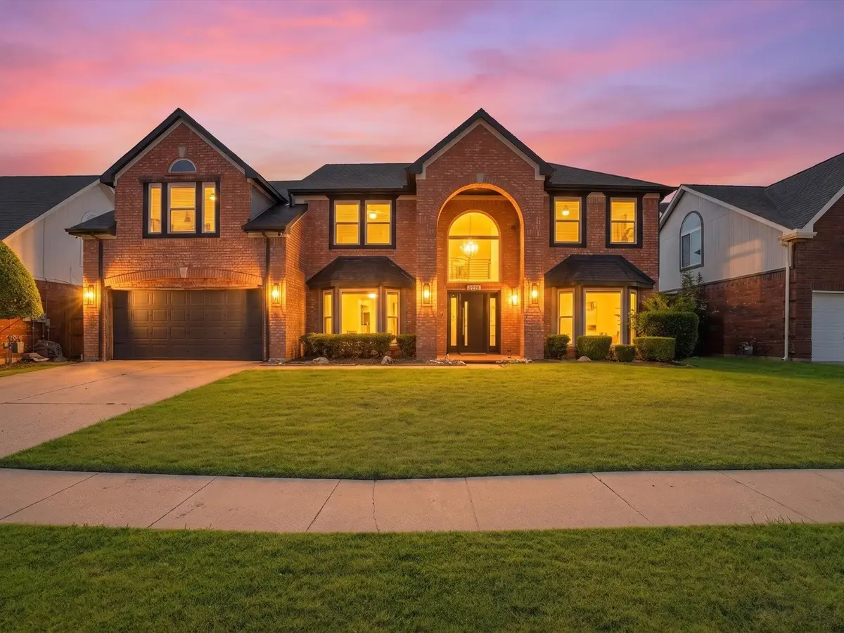 409 Baldwin Street, Grand Prairie, TX 75052 - #1