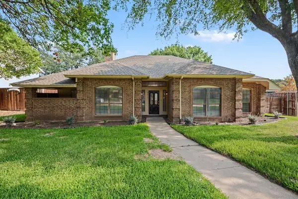 4425 Avonshire Lane, Plano, TX 75093