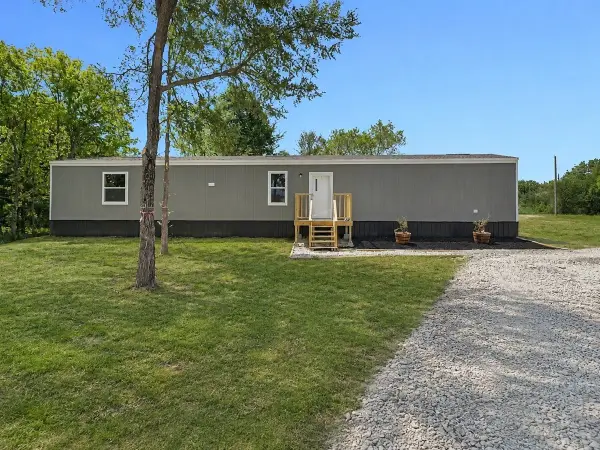 206 SE Cr 3048a, Corsicana, TX 75109