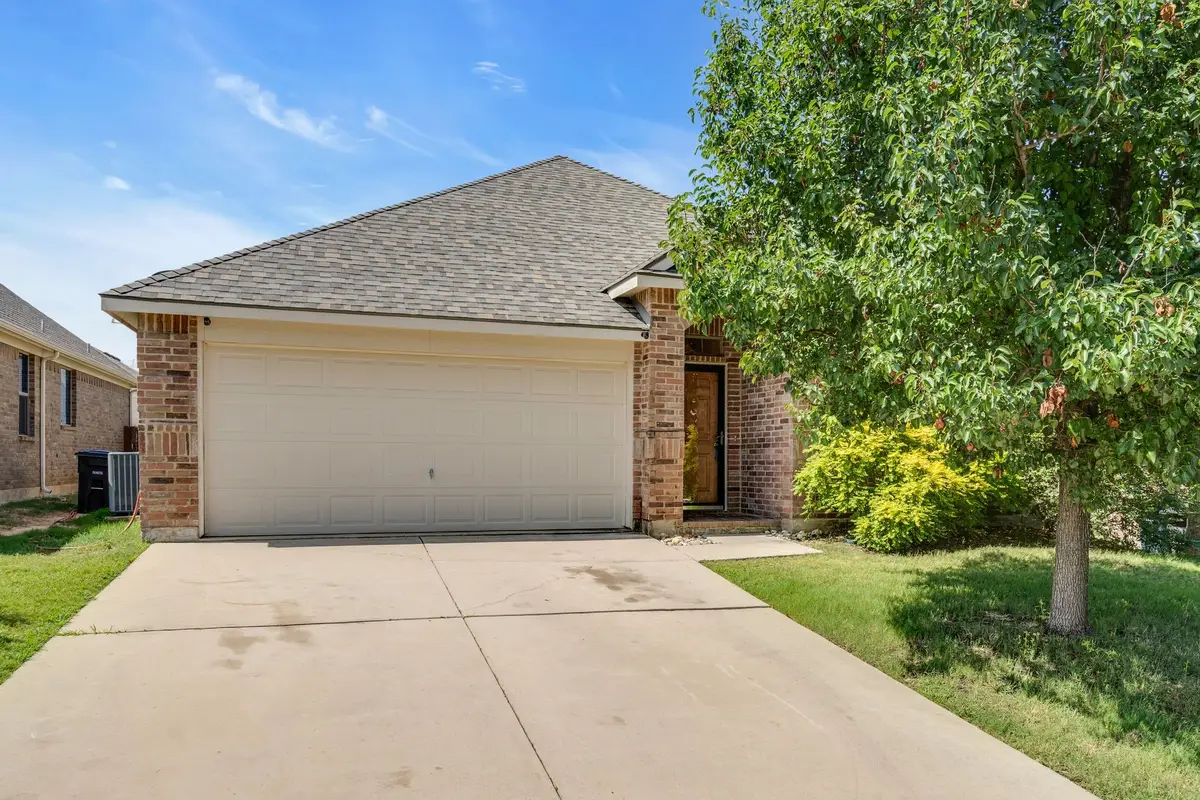 3908 Cloud Cover Road, Northeast Tarrant, TX 76262 - #1