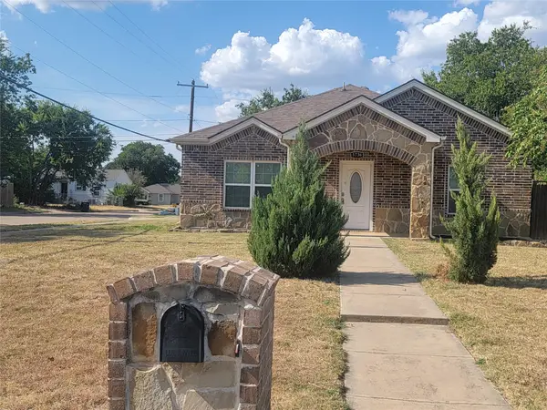 5736 Wellesley Avenue, Fort Worth, TX 76107
