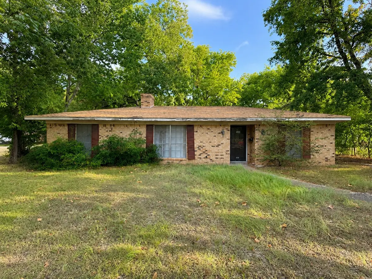208 SW 4th Street, Kerens, TX 75144 - #1