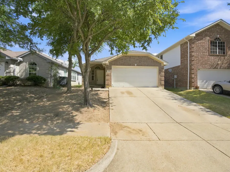 1011 Cruise Street, Denton, TX 76207 - #2