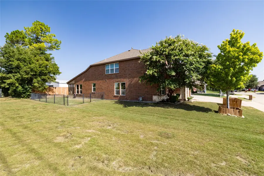 15647 Gatehouse Drive, Justin Roanoke, TX 76262 - #2