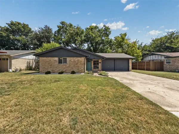 703 Whitener Road, Euless, TX 76040