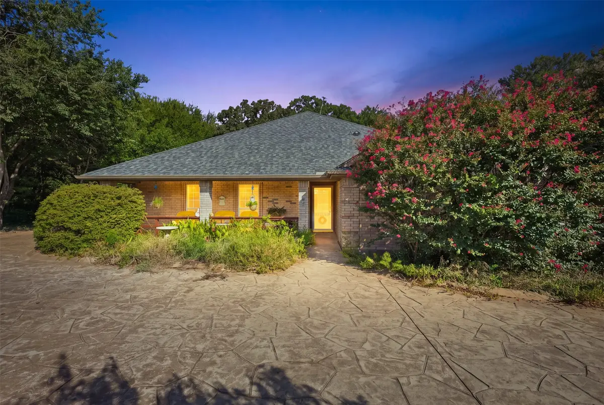 4044 Tortoise Lane, Fort Worth, TX 76135 - #1