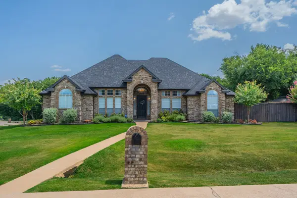 1658 Pepper Tree Lane, Midlothian, TX 76065
