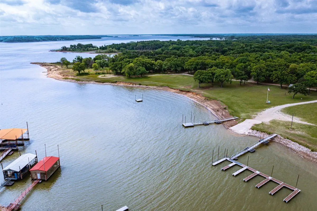 301 Cedar Point Circle, Gordonville, TX 76245 - #1