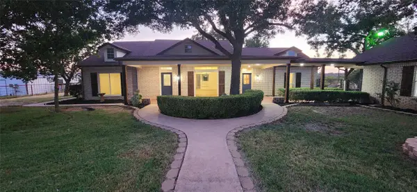 648 County Road 1591, Sunset, TX 76270